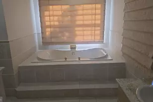 1752 Oak Hill Dr, Huntingdon Valley, PA 19006 - Photo 29