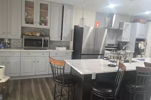 1752 Oak Hill Dr, Huntingdon Valley, PA 19006 - Photo 15