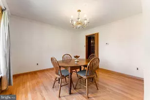 2015 Butternut Dr, Huntingdon Valley, PA 19006 - Photo 11