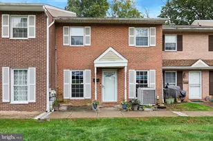 37 Zummo Way, Norristown, PA 19401 - Photo 1