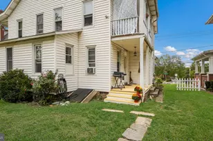 428 E Broad St, Souderton, PA 18964 - Photo 25