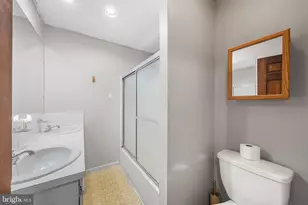 407 Holstein St, Bridgeport, PA 19405 - Photo 27