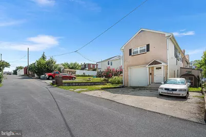 407 Holstein Street, Bridgeport, PA 19405 - Photo 3