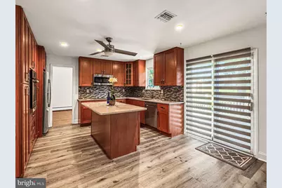 553 Saratoga Road, King of Prussia, PA 19406 - Photo 5