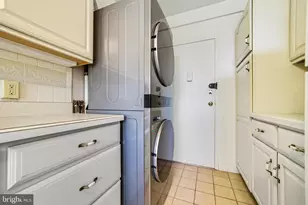 7900 Old York Rd, Elkins Park, PA 19027 - Photo 15