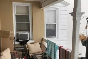 866 E High St, Pottstown, PA 19464 - Photo 3