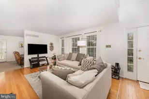 7 Victoria Cir, Collegeville, PA 19426 - Photo 9