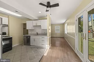 326 E Rambo St, Bridgeport, PA 19405 - Photo 7