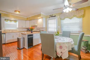 245 Barclay Cir, Cheltenham, PA 19012 - Photo 13