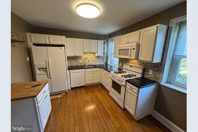 317 W 4th Avenue, Conshohocken, PA 19428 - Photo 9