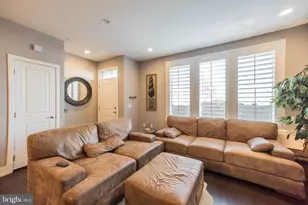 605 Lakeview Ct, King of Prussia, PA 19406 - Photo 5