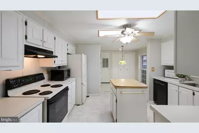 10 Bentwood Ct W, Harleysville, PA 19438 - Photo 11