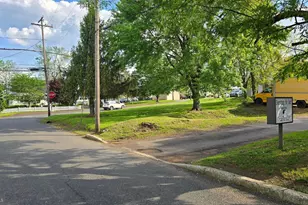 772 Main St, Pennsburg, PA 18073 - Photo 9