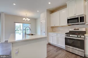 1050 Moscariello Ln, Royersford, PA 19468 - Photo 11