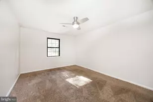 8 Sawmill Run, Norristown, PA 19401 - Photo 17