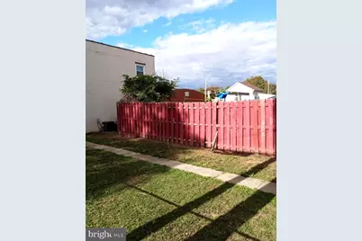 393 N York Street, Pottstown, PA 19464 - Photo 13