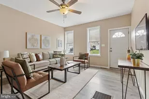 29 W 2nd St, Bridgeport, PA 19405 - Photo 3