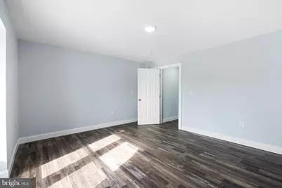 725 W Lafayette Street, Norristown, PA 19401 - Photo 23