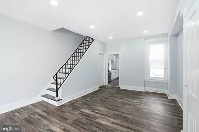 725 W Lafayette Street, Norristown, PA 19401 - Photo 5