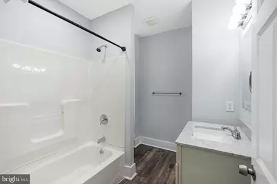 725 W Lafayette Street, Norristown, PA 19401 - Photo 11