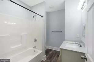 725 W Lafayette St, Norristown, PA 19401 - Photo 11