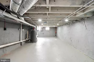 725 W Lafayette St, Norristown, PA 19401 - Photo 25