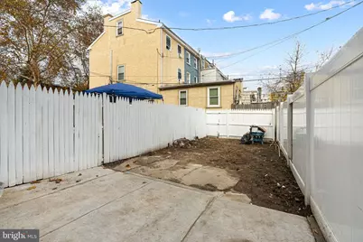 725 W Lafayette Street, Norristown, PA 19401 - Photo 27