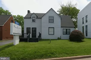 729 W Dekalb Pike, King of Prussia, PA 19406 - Photo 1