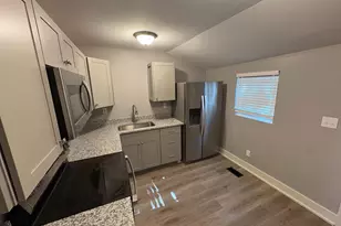 1224 Green St, Norristown, PA 19401 - Photo 9