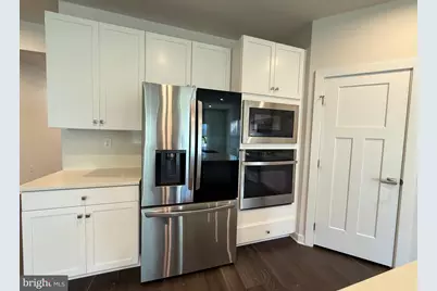 1045 Miles Court, Cheltenham, PA 19012 - Photo 7