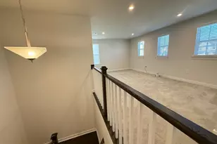 1045 Miles Ct, Cheltenham, PA 19012 - Photo 29