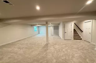 1045 Miles Ct, Cheltenham, PA 19012 - Photo 33