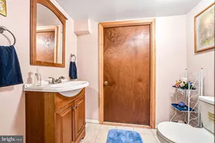 400 Witley Rd, Wynnewood, PA 19096 - Photo 27