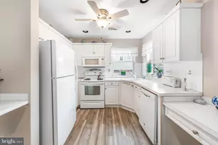 706 Kennedy Ct, Norristown, PA 19403 - Photo 9