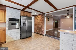 351 Riverview Rd, King of Prussia, PA 19406 - Photo 15