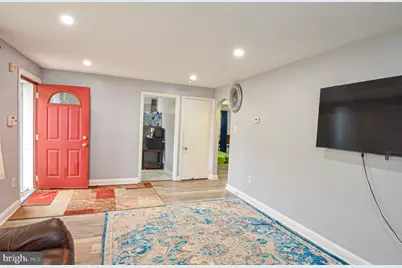 833 W 4 Th Street, Lansdale, PA 19446 - Photo 3