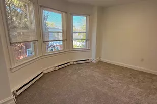 33 E 4th St, Pottstown, PA 19464 - Photo 9