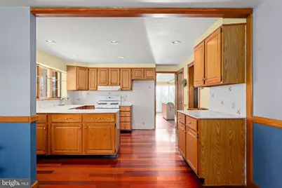 219 W 11th Avenue, Conshohocken, PA 19428 - Photo 7