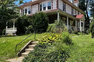 111 Chestnut Ave, Narberth, PA 19072 - Photo 1