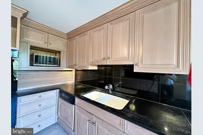 1001 City Avenue #W-405, Wynnewood, PA 19096 - Photo 11