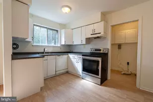 1558 Specht Pl, Lansdale, PA 19446 - Photo 9