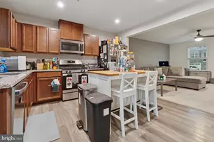 154 Van Fleet Cir, Pottstown, PA 19464 - Photo 5