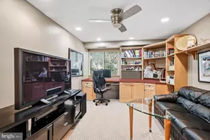 1655 Oakwood 206 Oakwood Dr, Penn Valley, PA 19072 - Photo 27