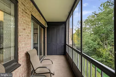 1655 Oakwood 206 Oakwood Drive #CONDO 206, Penn Valley, PA 19072 - Photo 5