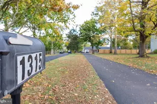 1315 Deer Run Rd, Hatfield, PA 19440 - Photo 3