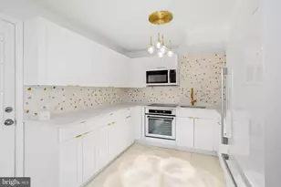 214 Oxford Cir, Norristown, PA 19403 - Photo 17