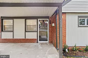 214 Oxford Cir, Norristown, PA 19403 - Photo 5