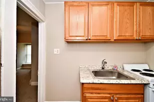 563 King St, Pottstown, PA 19464 - Photo 9