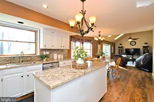 906 N Trooper Rd, Eagleville, PA 19403 - Photo 7