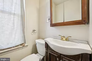 28 W Freedley St, Norristown, PA 19401 - Photo 11